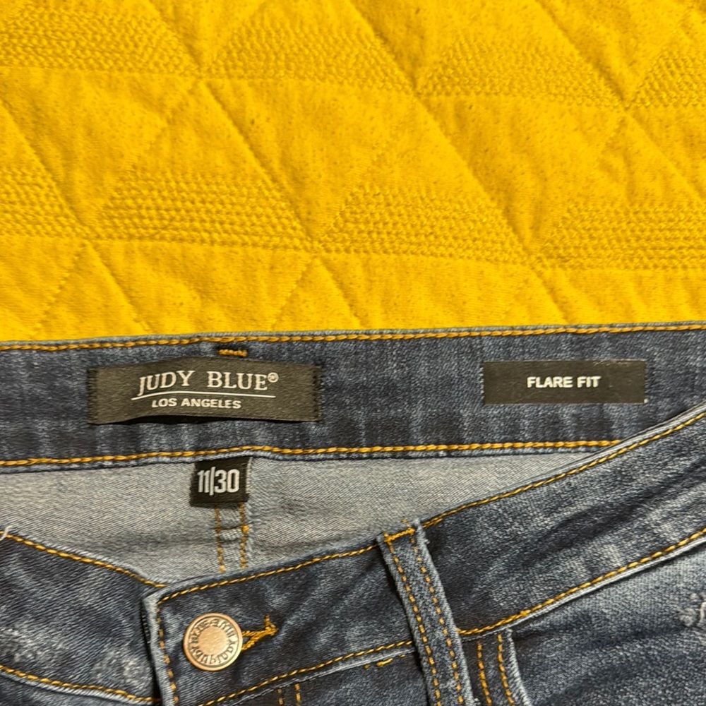 Judy Blue Flare Fit Jeans